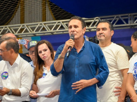 Carlos Gaguim oficializou sua pré-candidatura ao Senado durante evento da aliança União pelo Tocantins, em Araguaína.