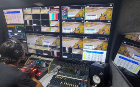 Tecnologia a serviço do esporte: transmissão em 4K/8K para vibrar com cada momento da prova.