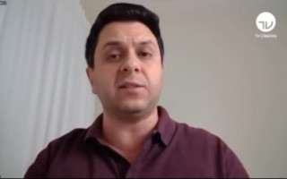 Tiago Dimas durante sessão por videoconferência. 