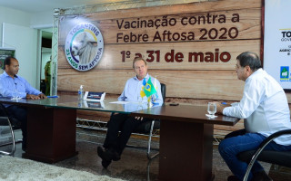 Presidente da Adapec, Alberto Mendes, diz que produtor tem até 120 dias para emitir declaração de vacinação.