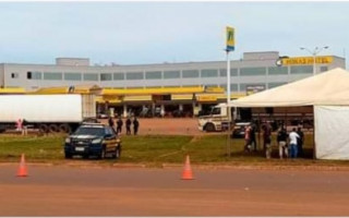 Posto para testagem de caminhoneiros
