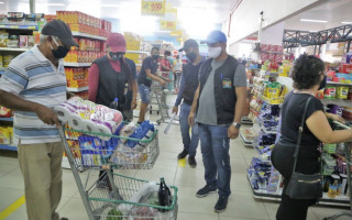 Para evitar sair de casa, a maioria dos supermercados de Araguaína está atendendo via WhatsApp