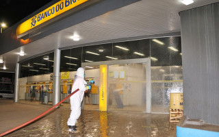 Produto será aplicado no período noturno nos locais que concentram maior aglomeração durante o dia.