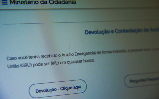 A CGU disse que os cruzamentos feitos indicam a existência de pagamentos a 318.369 agentes públicos