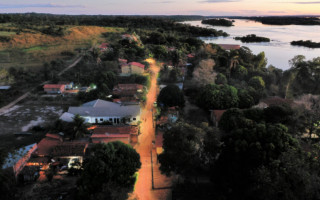 Povoado Garimpinho, a 140 km de Araguaína, ganhou novas luminárias 