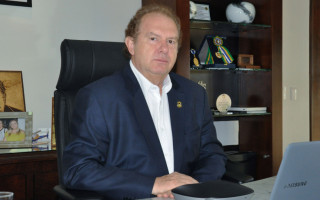 Governador Mauro Carlesse decretou luto oficial de três dias pelos 500 tocantinenses vítimas da covid-19. 
