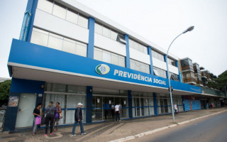 Beneficiários do INSS começam a testar prova de vida por biometria facial nesta quinta-feira, 20.