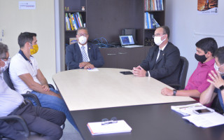 Representantes do Governo apresentaram os incentivos fiscais para empresários da empresa Café Rancheiro.