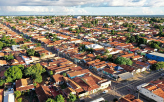 Em Araguaína, a BRK Ambiental está executando obras de saneamento no setor Ana Maria.