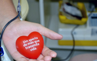 Hemocentros alertam para estoque baixo e pedem por mais doações.