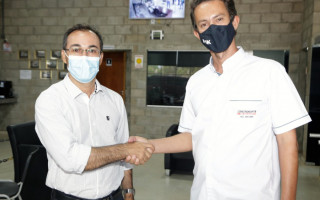 Wagner Rodrigues e o empresário Thiago Oliveira Valtuille