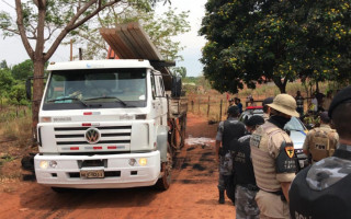 Retirada de postes de bairro novo causa tumulto em Araguaína