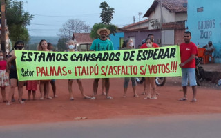 Moradores cobram asfalto em bairros de Araguaína