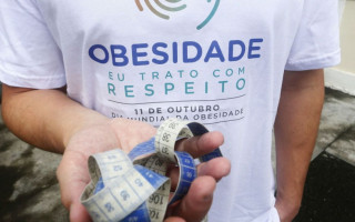 A pessoa obesa tem IMC maior do que 30. 