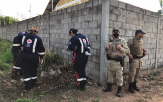 Vítima foi encontrada aos fundos de uma escola no Setor Céu Azul