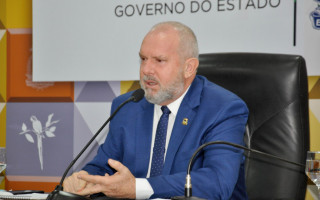 O decreto assinado pelo governador Mauro Carlesse transfere, do dia 28 para 30 de outubro, a comemoração do Dia do Servidor Público