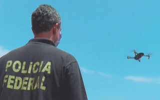 PF fazendo simulação de drones para usar na eleição.