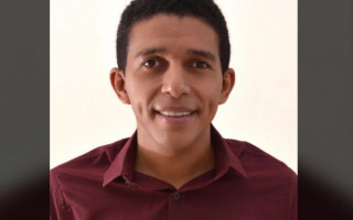Prefeito de Carmolândia Neurivan Rodrigues disputa a reeleição.
