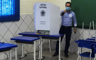 Candidato Wagner Rodrigues votou pela manhã em Araguaína