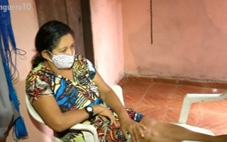 Dona de casa aguarda cirurgia há 4 anos e família sobrevive da venda de latinhas. 