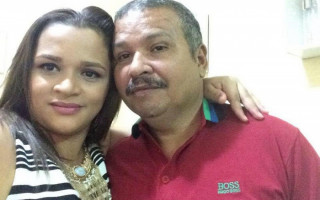 Romênia e o esposo conhecido como Txuco.