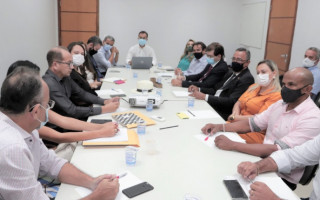 Prefeito Wagner em reunião com secretários 