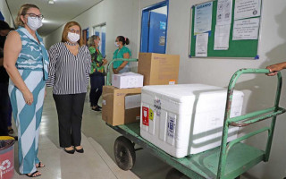 Ao todo estão sendo distribuídas nesta primeira fase, 20.177 doses para aplicação das primeiras doses nos 139 municípios