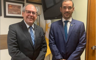 Ex-prefeito Ronaldo Dimas se reuniu com deputado federal Vicentinho Júnior. 