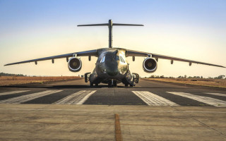 Operação tem o objetivo de avançar nas investigações sobre uma associação criminosa que se utilizou de aeronaves da FAB para remeter drogas para a Espanha.