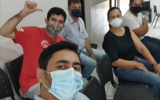 Médicos veterinários de Colinas foram vacinados contra a Covid-19.