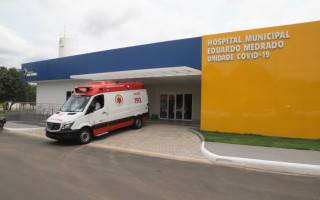 Hospital Municipal Eduardo Medrado funciona como unidade para atendimento de casos de covid-19. 