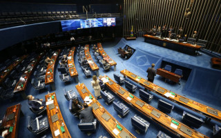 Votação do 1º turno da PEC Emergencial foi realizada ontem no Senado.
