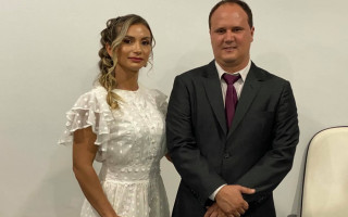 Prefeito de Tocantinópolis, Paulo Gomes (PSD) e primeira-dama, Priscila Lutiane