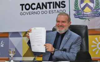 Carlesse assinou o Protocolo de Intenção com o Basa nesta terça-feira, 09. 