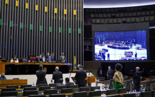 Emenda foi promulgada em sessão remota do Congresso Nacional nesta segunda-feira (15).