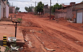 Obras de drenagem no setor Planalto estão paradas.