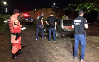 Corpo foi encontrado dentro de veículo no Costa Esmeralda.