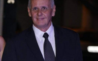 Roberto Cunha Carvalho, de 70 anos