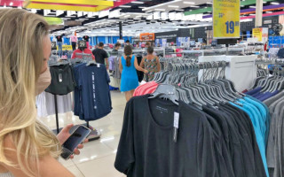 Comércio foi um dos setores que mais gerou novos postos de trabalho.
