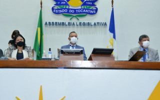 Os deputados manifestaram-se a favor da prorrogação, justificando não se tratar de gratificação aleatória.