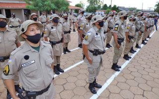Conforme a CF, as promoções dos militares estaduais ocorrem anualmente e exclusivamente no dia 21 de abril.