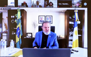 Membros do Comitê de Crise de Prevenção e Combate à Covid-19 reuniram-se nesta quarta-feira, 28