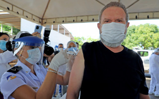 Governador Carlesse tomou a primeira dose da vacina contra a Covid-19.