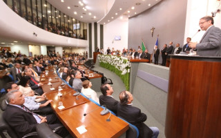 Marcelo Miranda discursa durante a posse em janeiro de 2015.