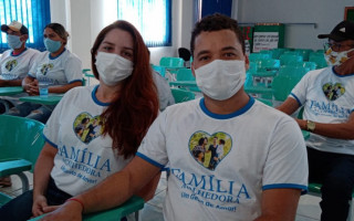 O primeiro encontro com as famílias aptas para a primeira capacitação foi realizado no último dia 25.