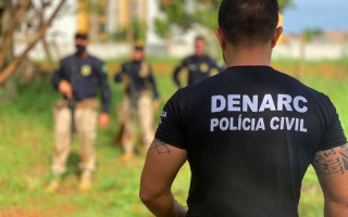 Polícia Civil durante treinamento. 