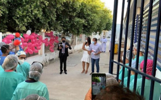 Paciente que se recuperou da Covid-19 se casou na saída de hospital em Gurupi