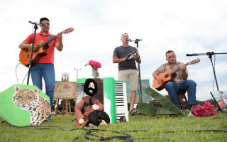 Marcos Gadelha, Gil Marcos e Tibério Dias se apresentaram