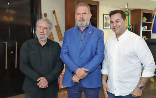 arlesse e Bispo Guaracy debatem projetos para retomada da economia