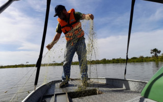 Operações de fiscalização foram realizadas no Rio Tocantins.